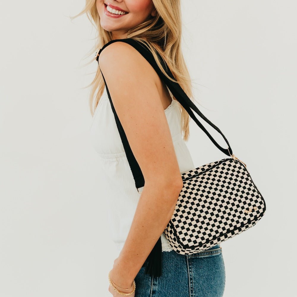 Pretty Simple Woven Willow Camera Crossbody Bag