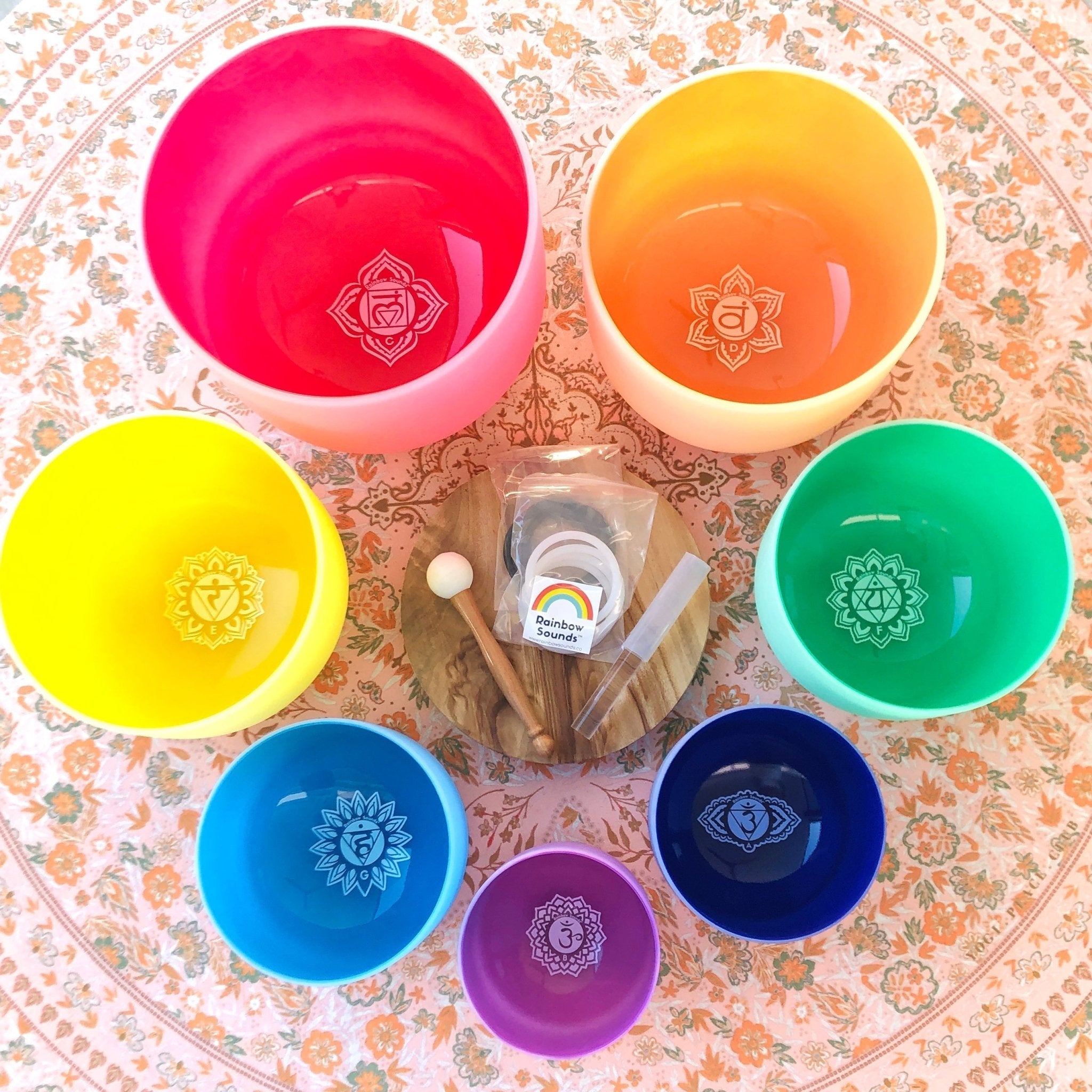 Rainbow Sounds USA Set of 4 Rainbow Color Sound Therapy Bowls in Beige Carry - On Case