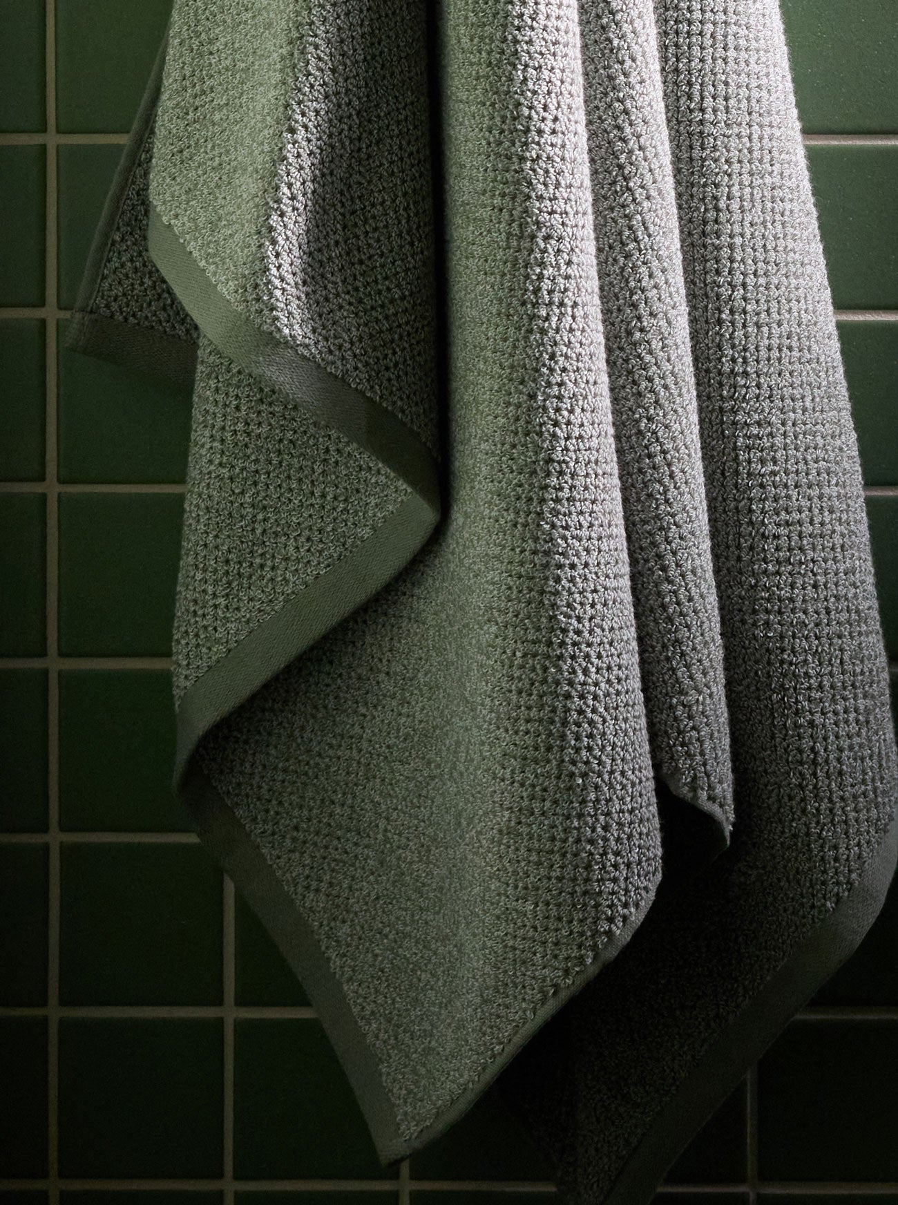 Cozy Earth Nantucket Bath Towels