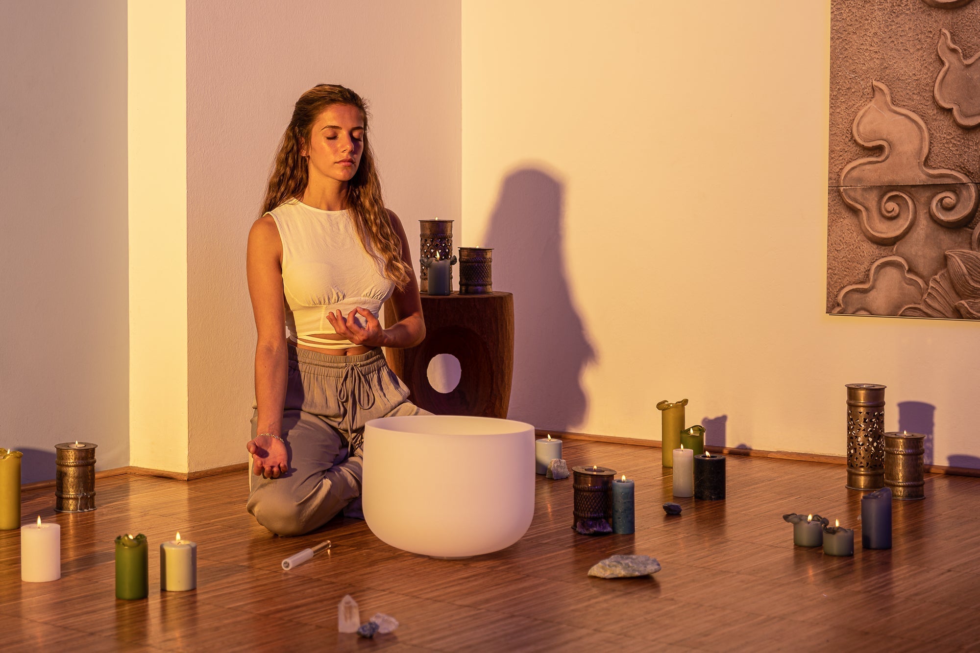 Sound Healing LAB 432 Hz Crystal Singing Bowl Chakra Set - 7 Pure White Quartz Bowls (8"–14")