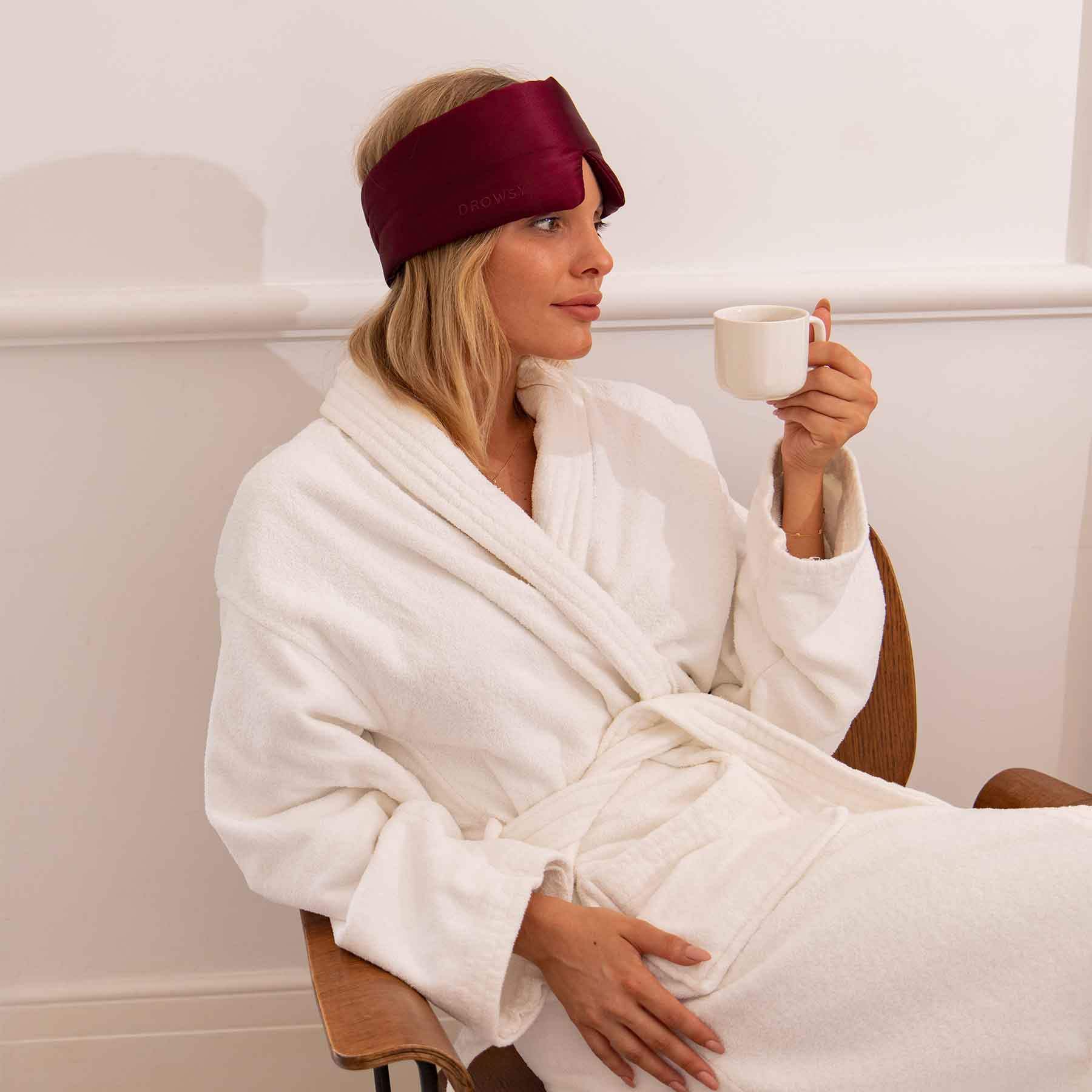 USA - DrowsyB2B La Vie En Rouge