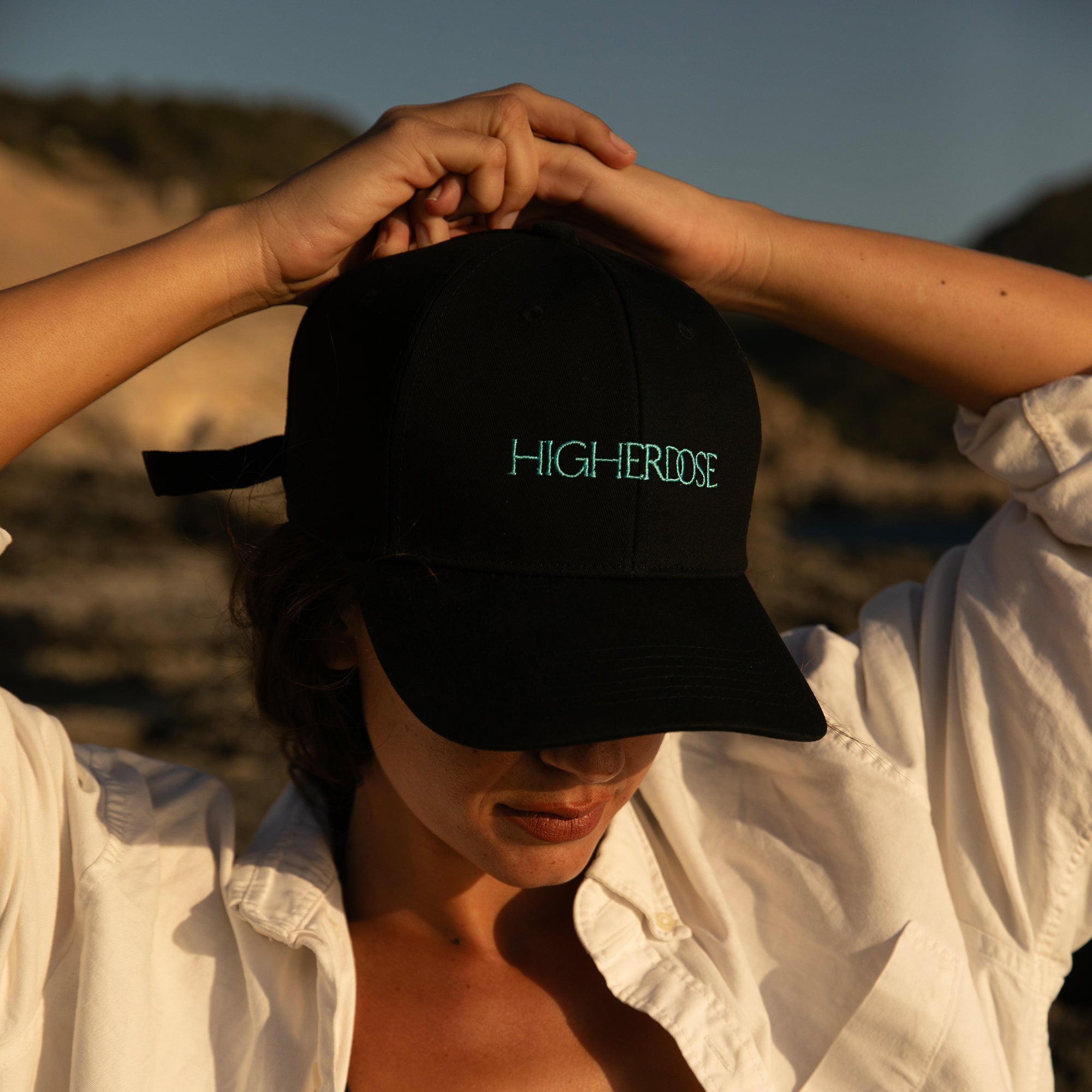 Sombrero de luz roja