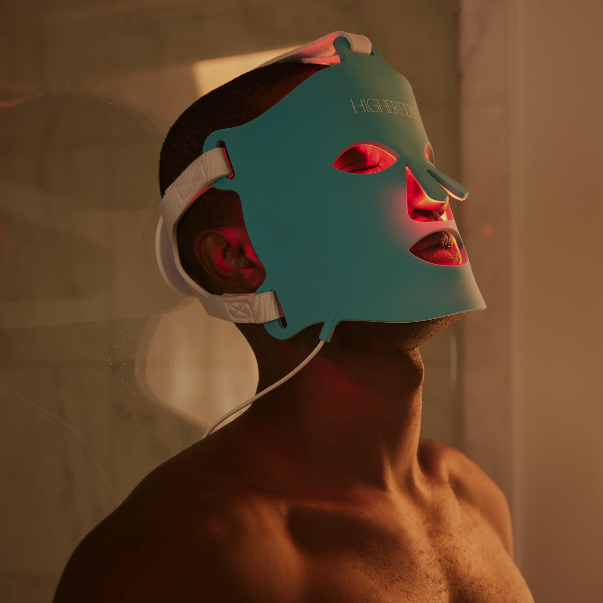 Máscara facial de luz roja HigherDOSE 