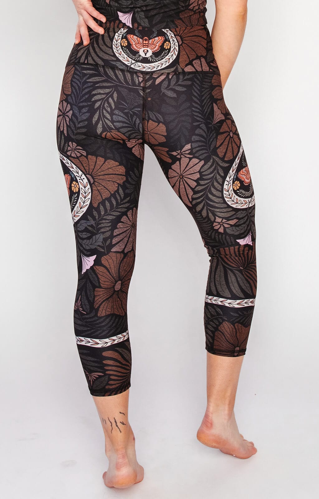 Yoga Democracy Capri Legging - Ouroboros
