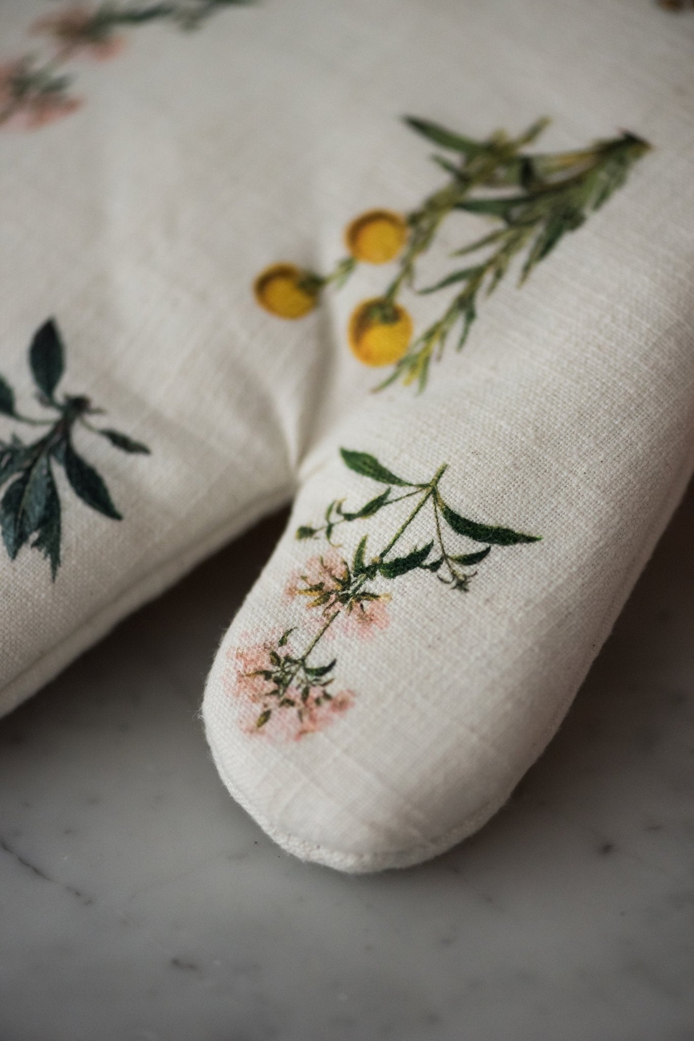 Galley & Fen Flora Oven Mitt