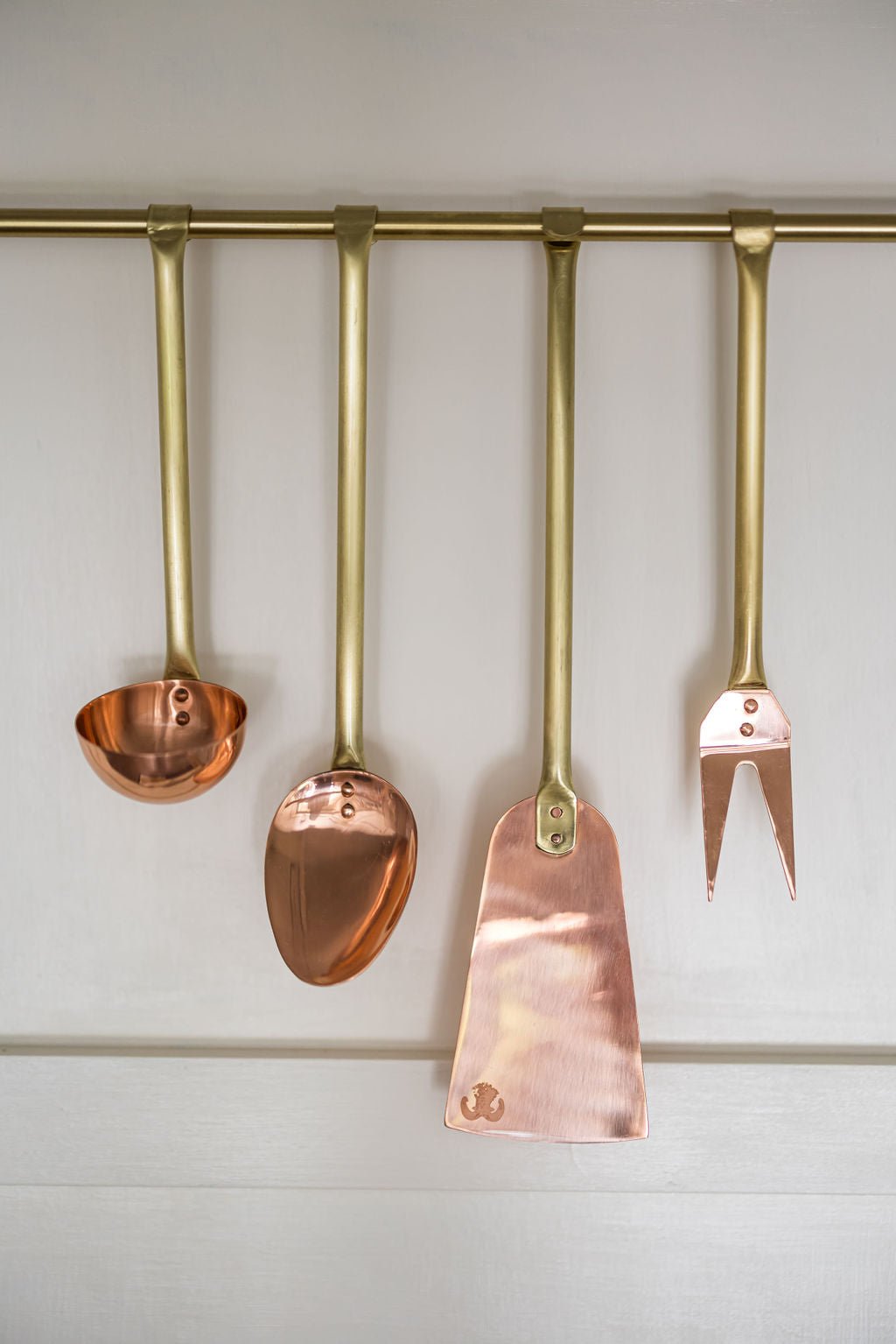 Galley & Fen Utensil Hanging Rod Set