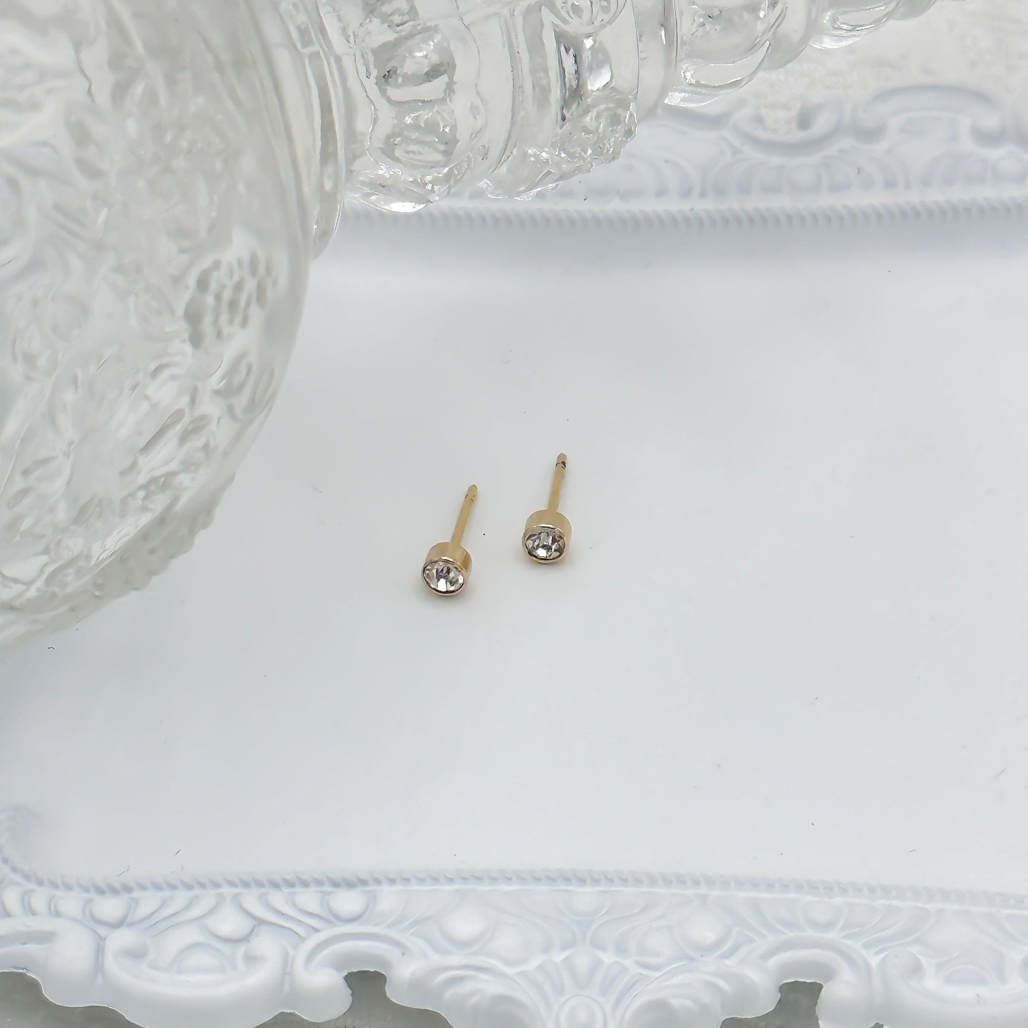 Rand Designs Crystal Bezel Stud Earring