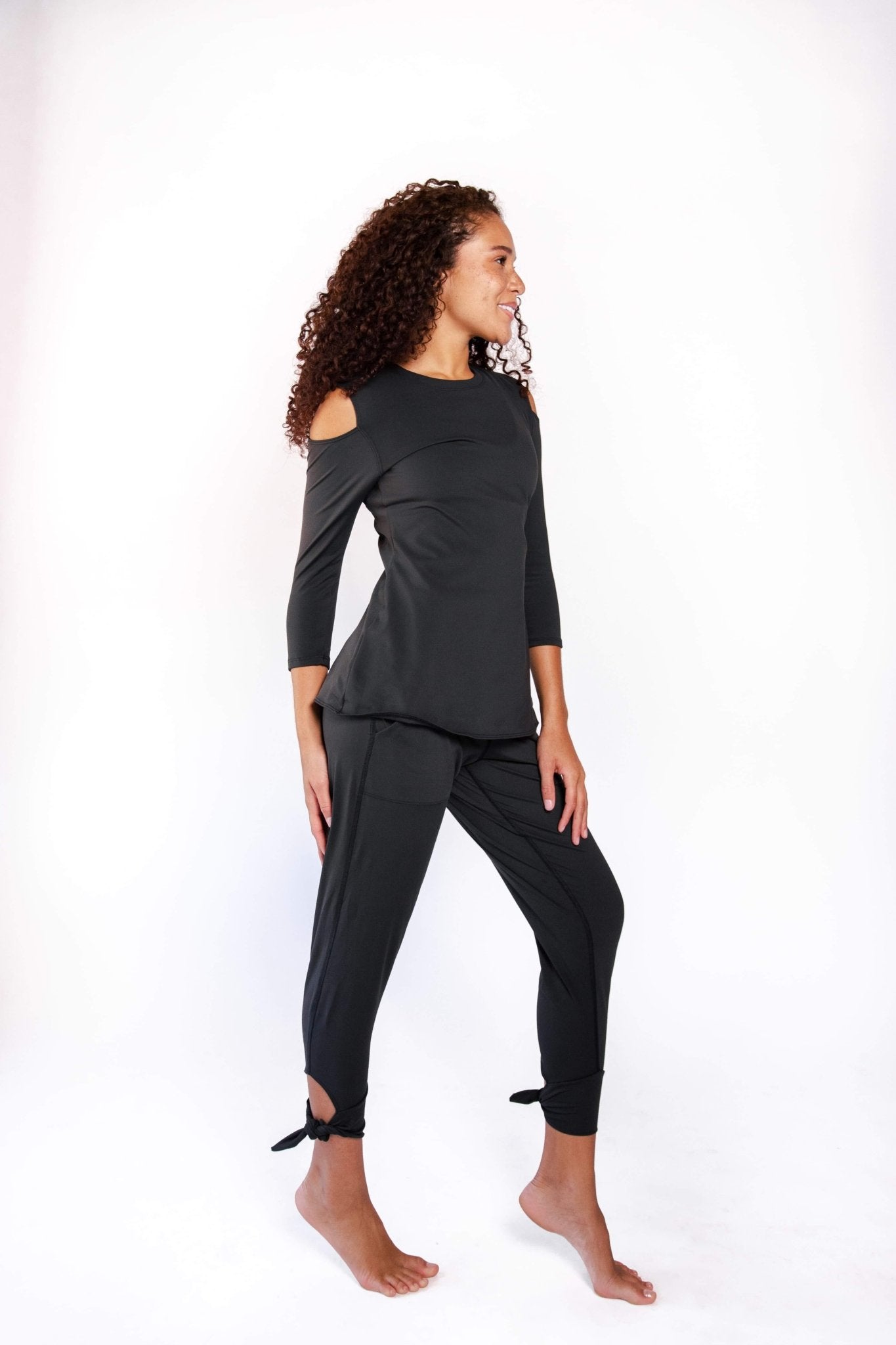Yoga Democracy Sunday Jogger - Jet Black