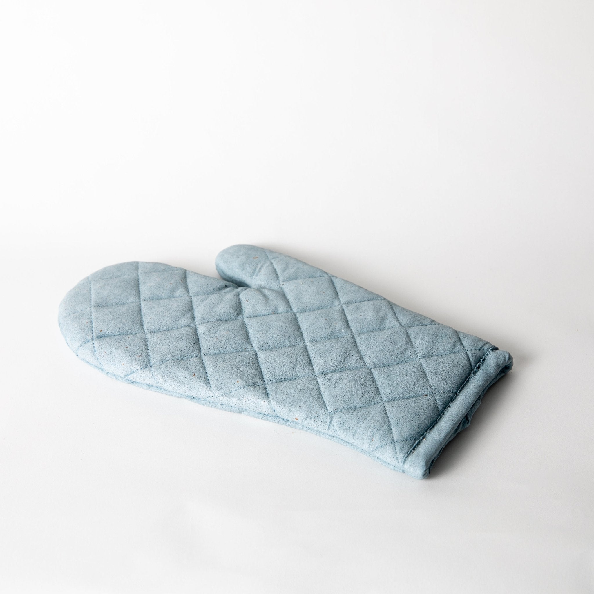 Pretti.Cool Oven Mitt Trivet | Light Blue Terrazzo