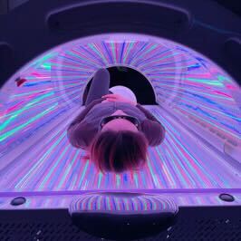 BioLight Helios System Luxury 4 - Color Full - Body Wellness Bed