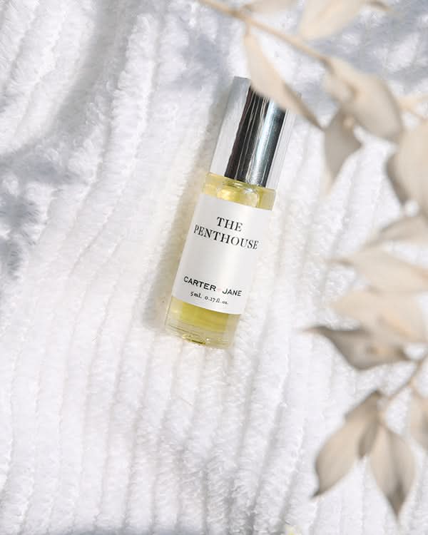 Carter + Jane The Penthouse Roll - on Aroma