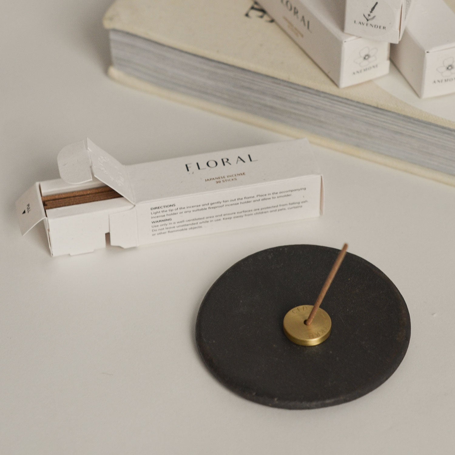 CEDAR AND MYRRH Jasmine Japanese Incense Set | 30 sticks