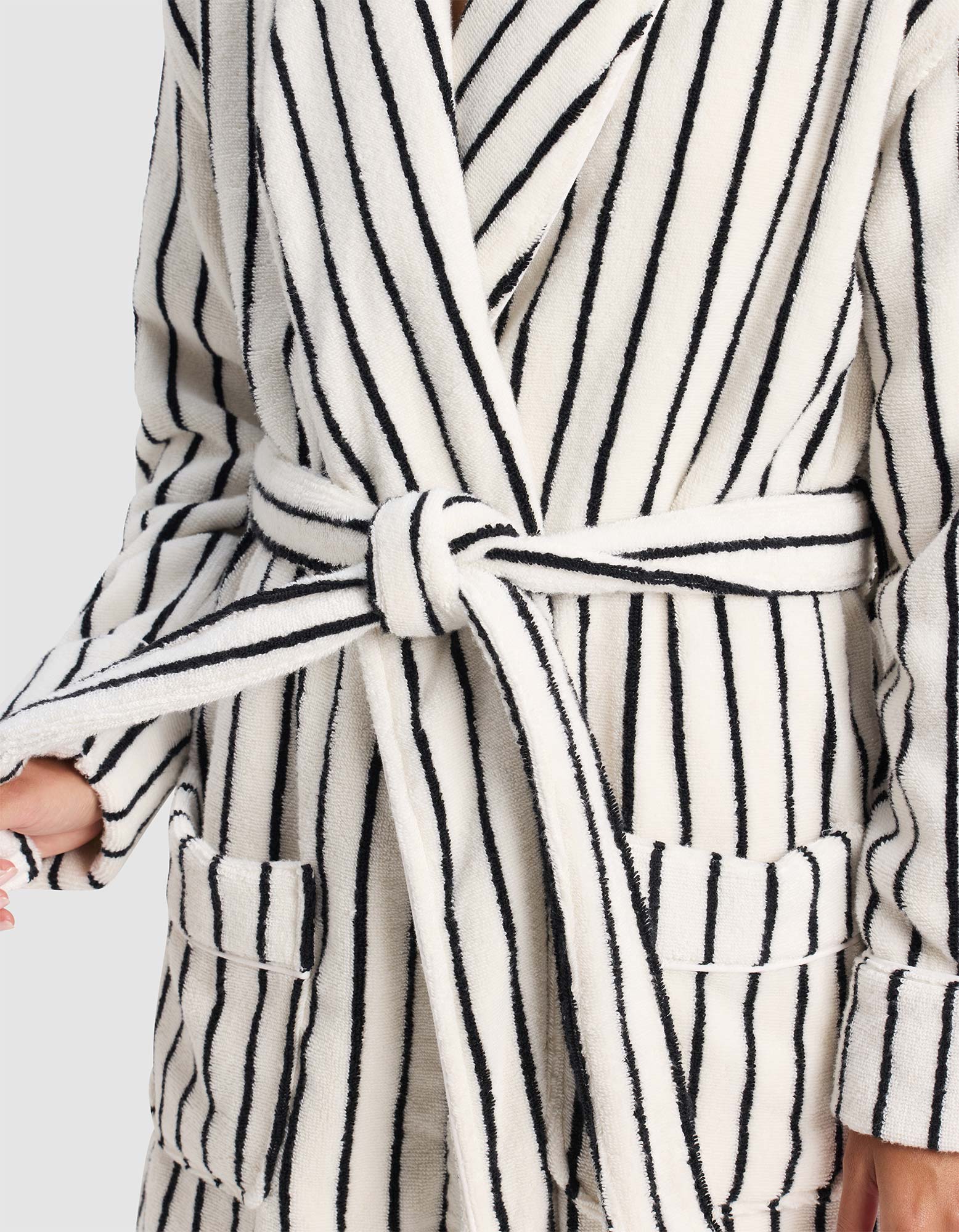 Cozy Earth Luxe Bath Robe