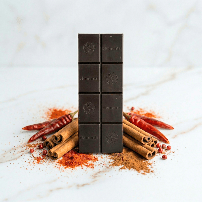 Elements Truffles Spicy Cayenne & Cinnamon