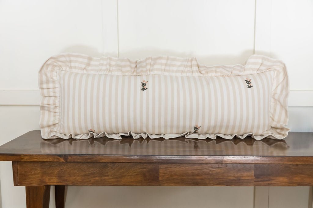 Galley & Fen Frances Ruffled Lumbar Pillow - Thumbnail 3