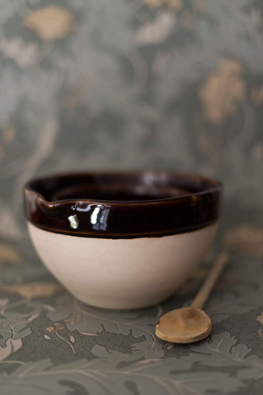Galley & Fen Heritage Stoneware Large Bowl