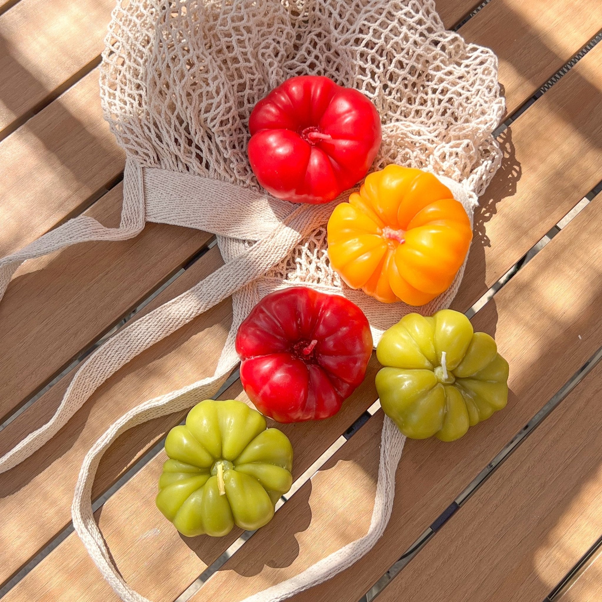 Happy Organics BEESWAX HEIRLOOM TOMATO CANDLE