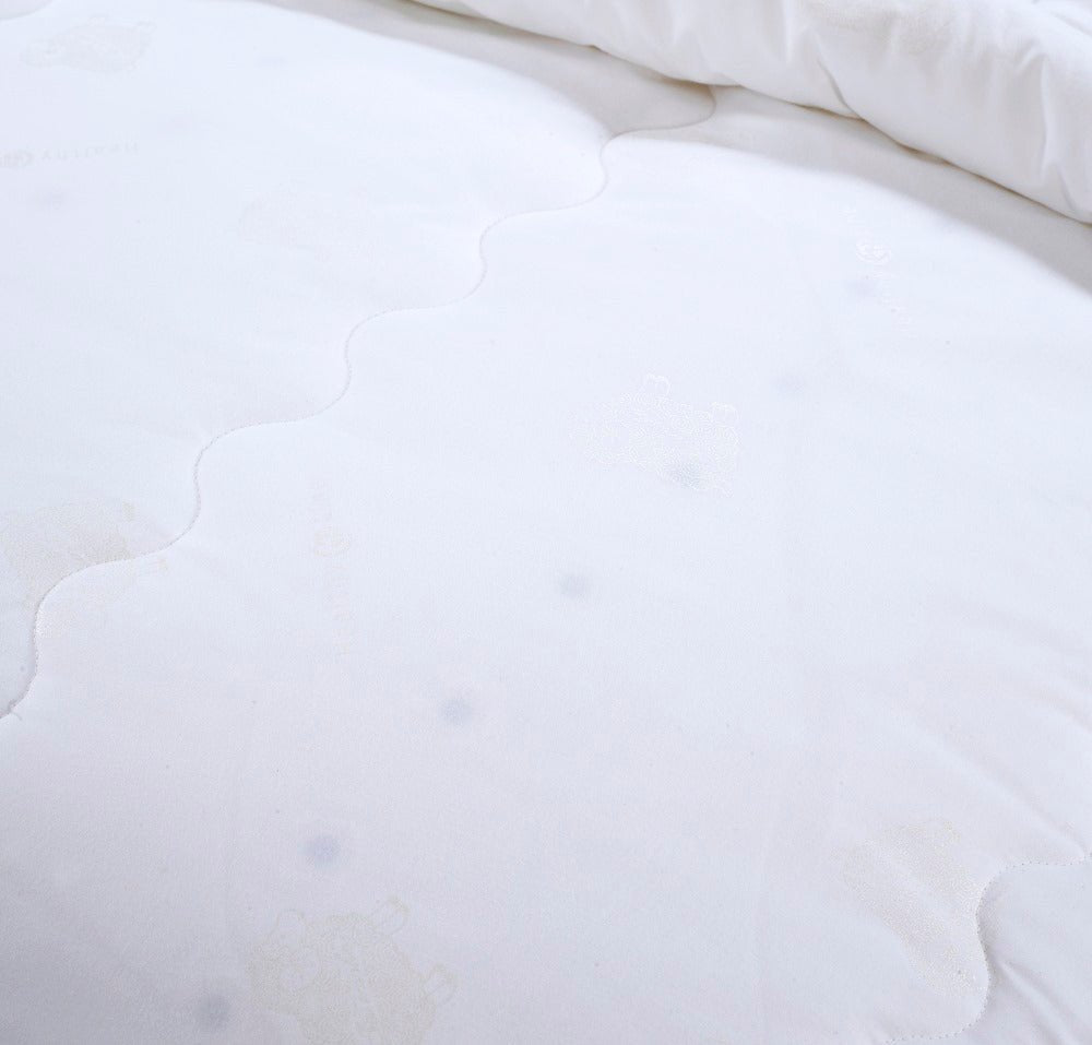 HealthyLine Tourmaline Magnetic Energy Silk Comforter