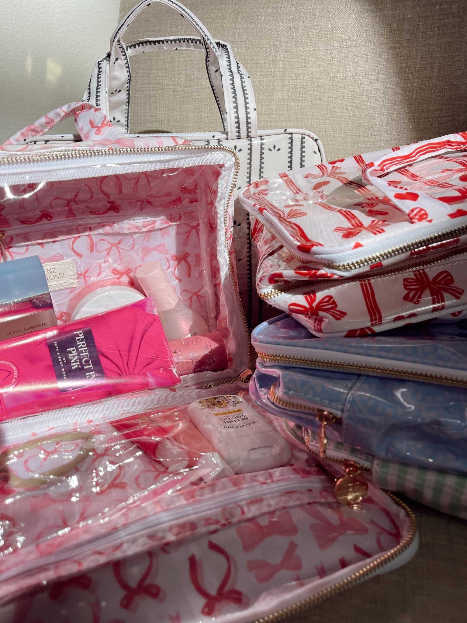 KenzKustomz Clear Coat Toiletry Case