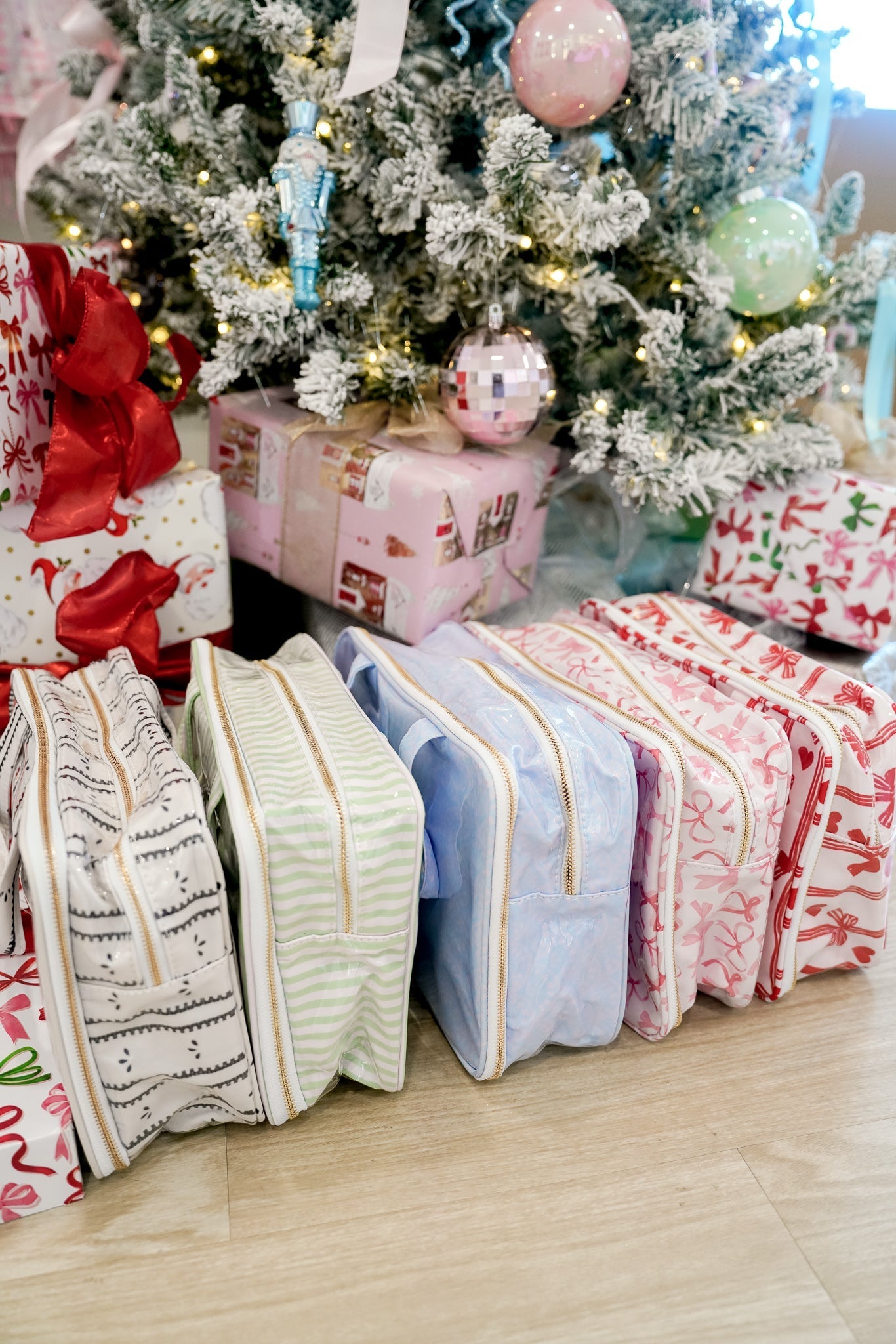 KenzKustomz Clear Coat Toiletry Case