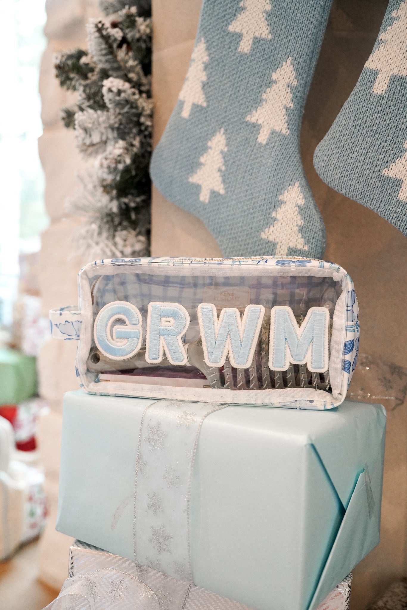 KenzKustomz GRWM - Blue Bows Clear Large Makeup Bag