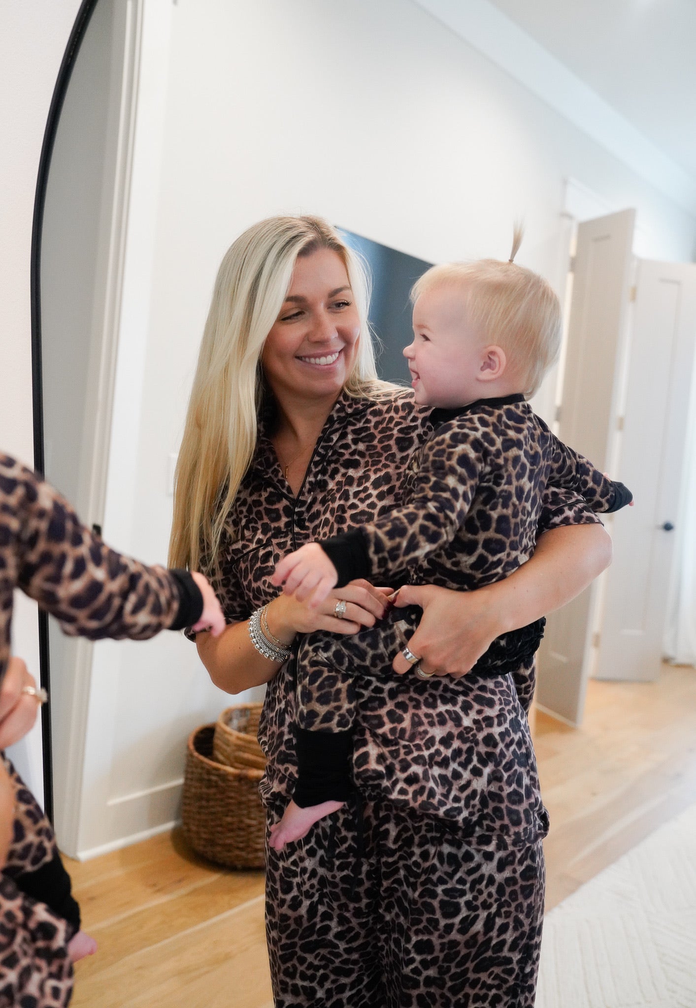 KenzKustomz Leopard - Bamboo Sleeper