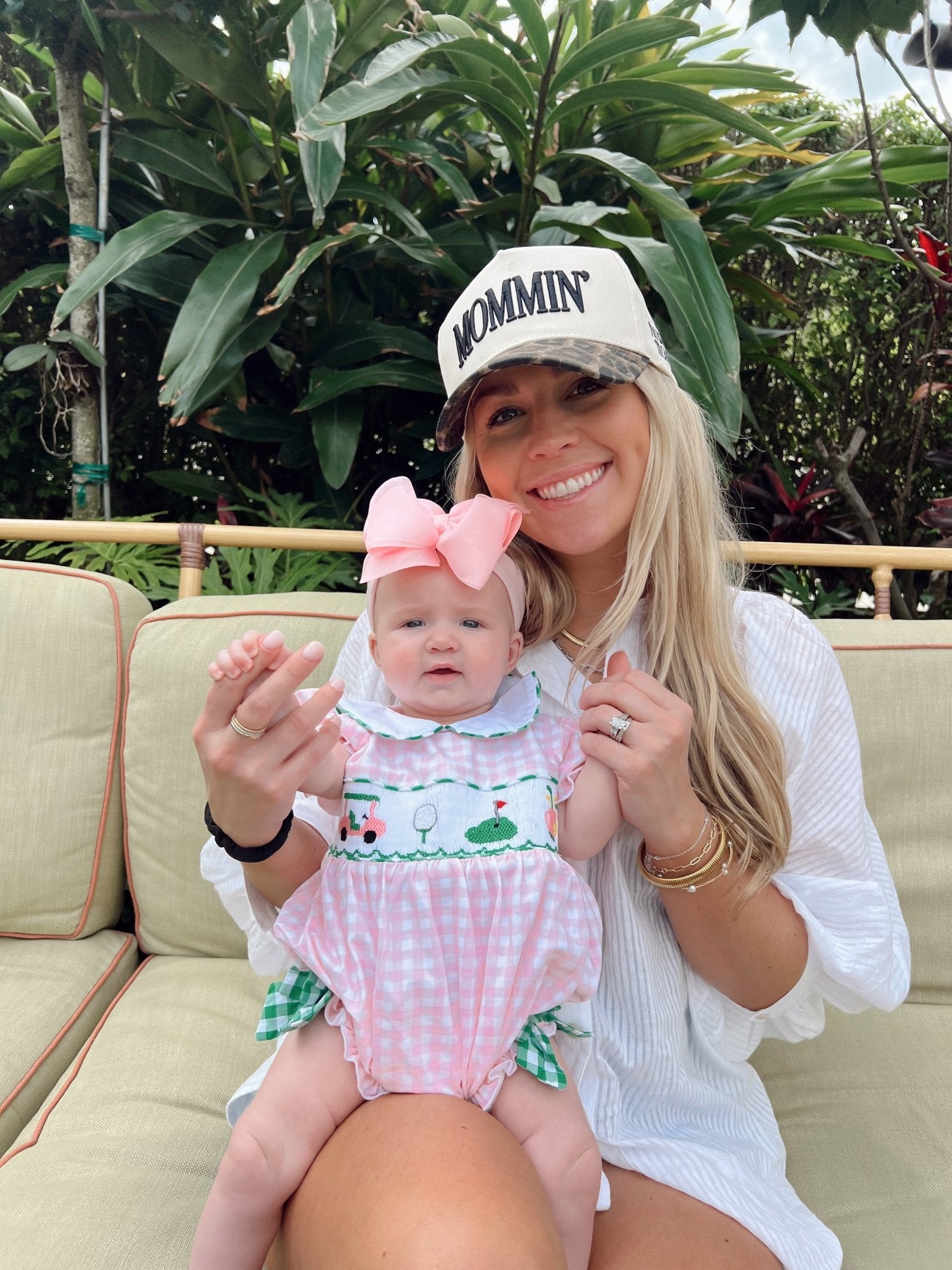 KenzKustomz Mommin' - Vintage Trucker Hat