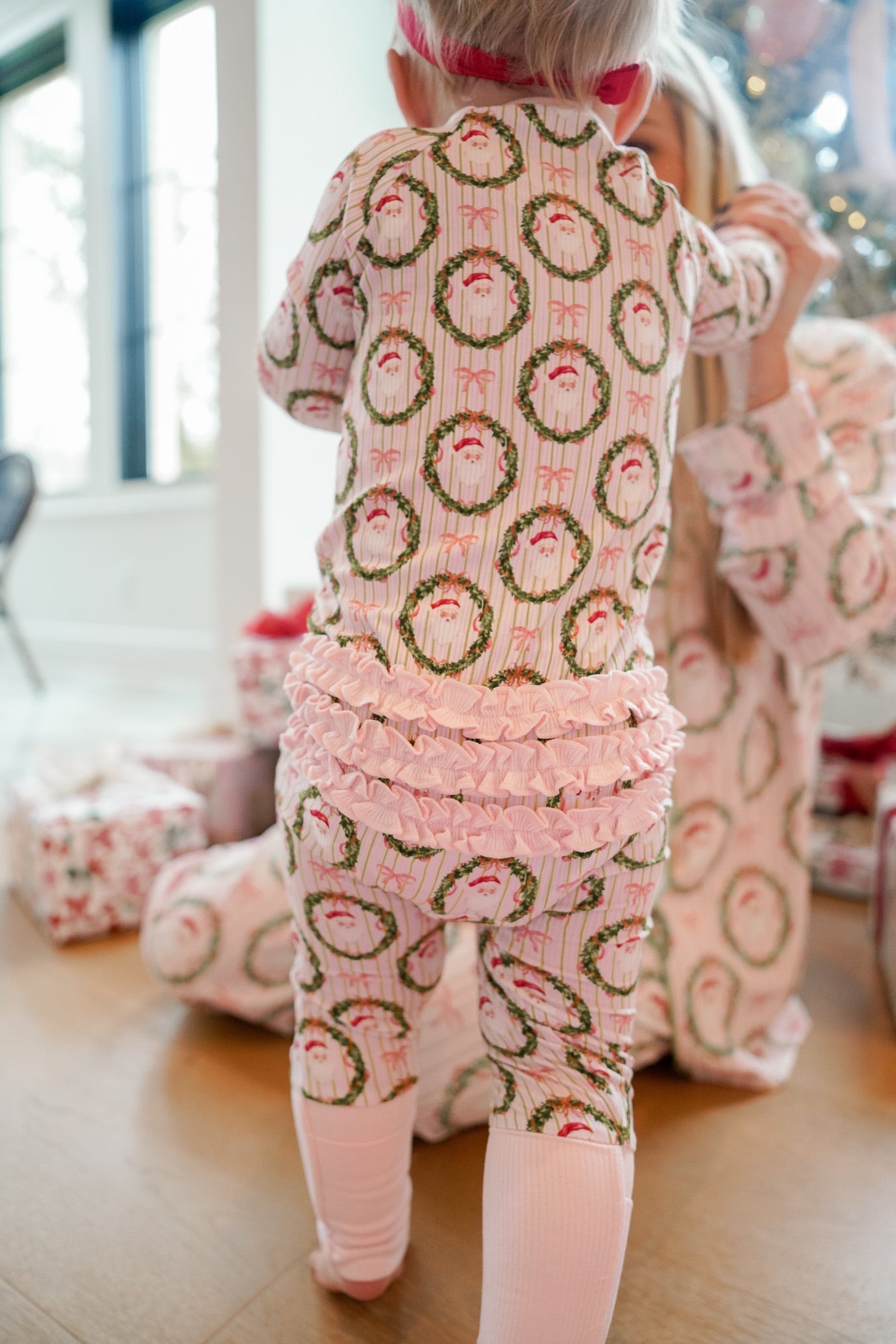 KenzKustomz Pink Santa - Ribbed Bamboo Sleeper