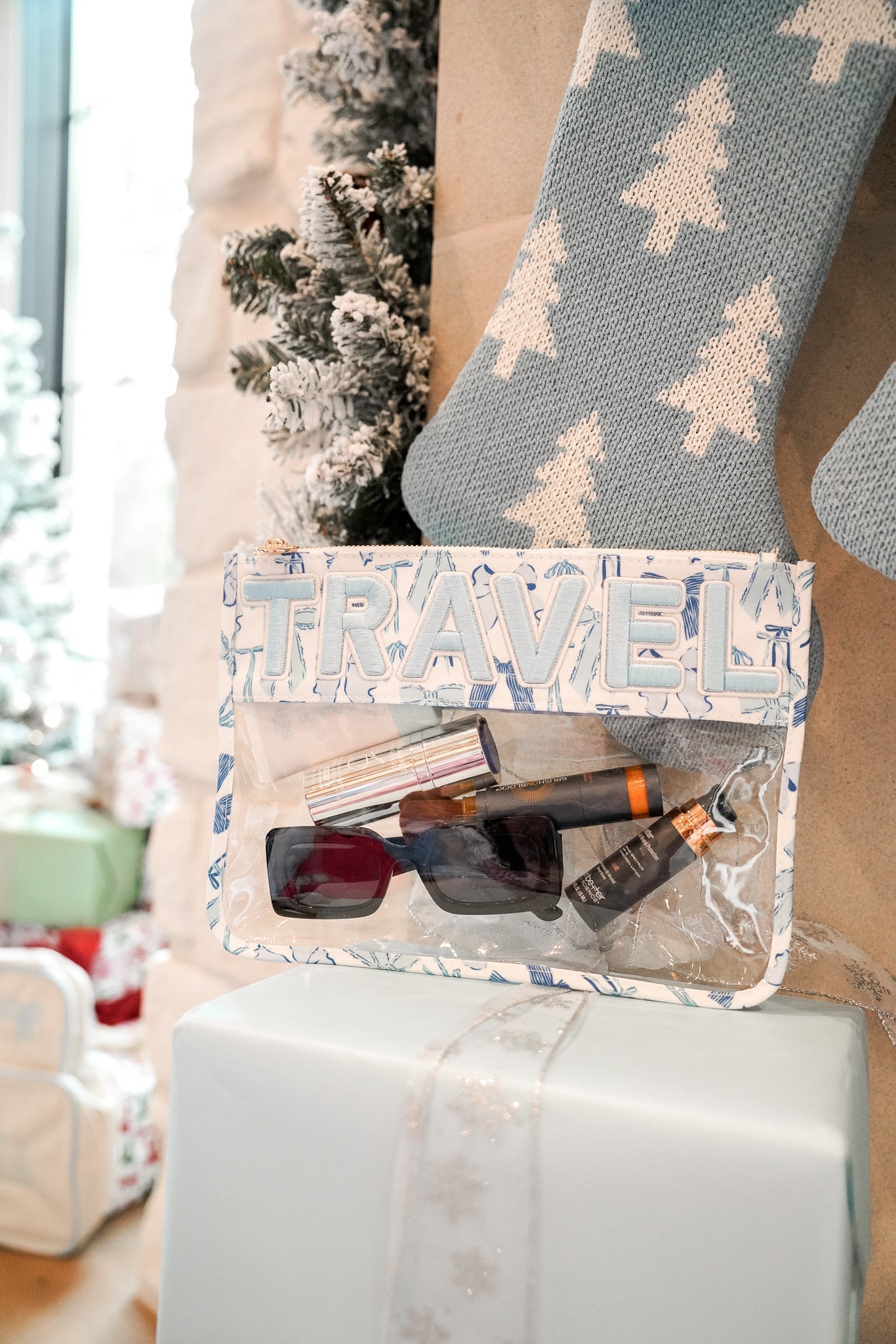 KenzKustomz Travel - Blue Bow Clear Pouch