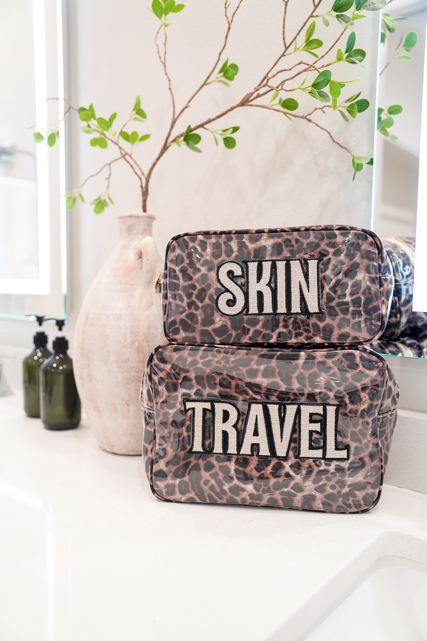 KenzKustomz Travel - Leopard Clear Coat XL Bag
