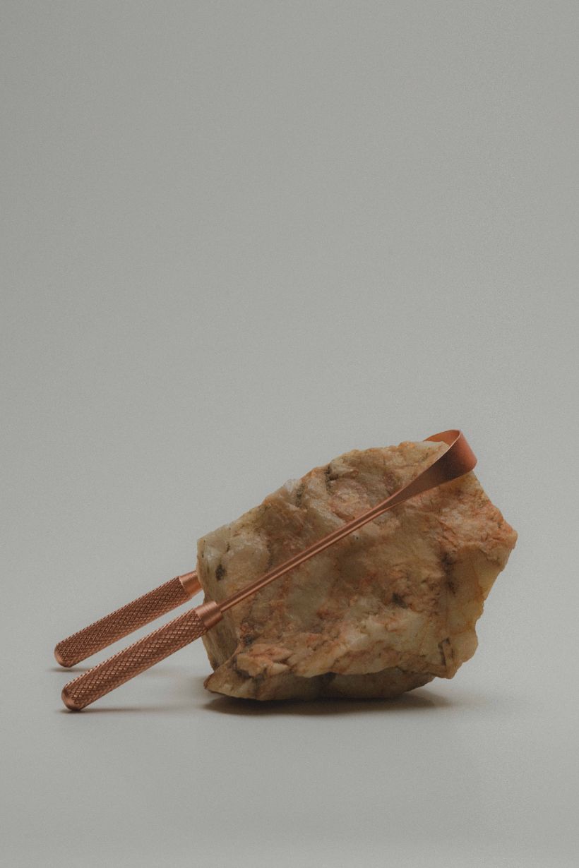 KÖPPEN Pure Copper Tongue Scraper | Fresh Breath & Enhanced Taste