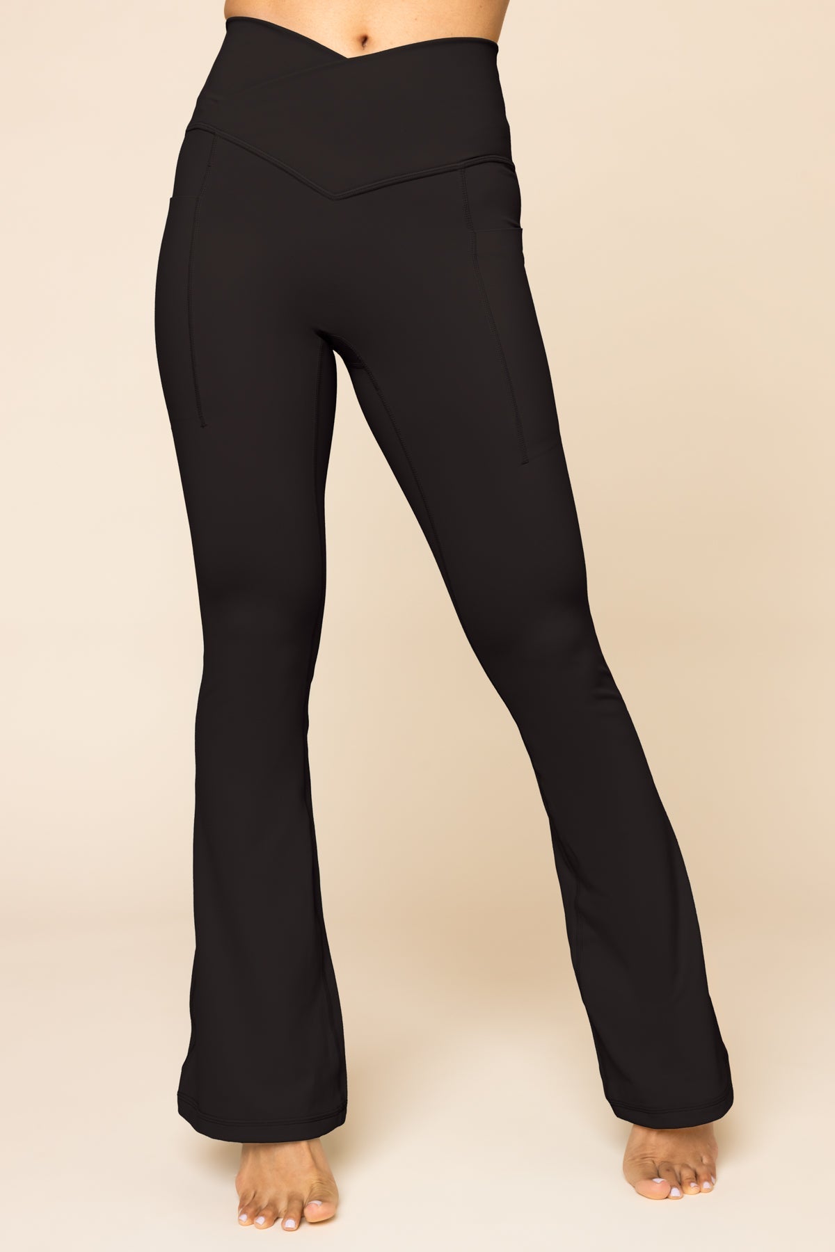 POPFLEX® Crisscross Hourglass® Flared Legging with Pockets - Black