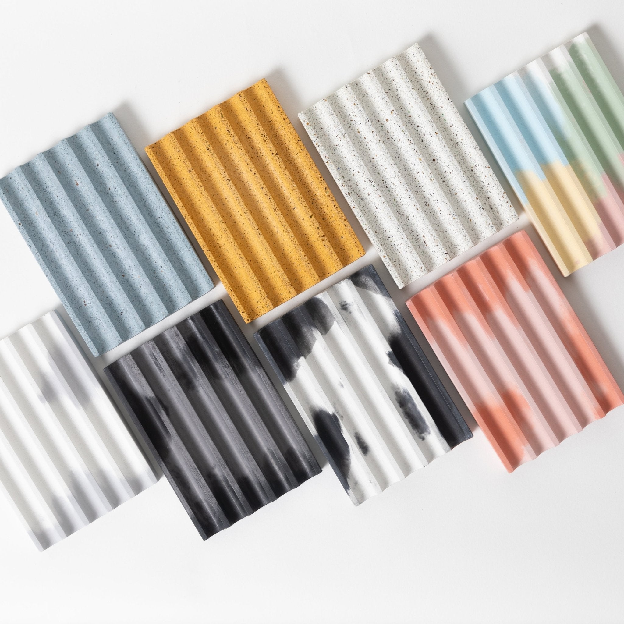 Pretti.Cool Soap Dish | Black & Grey