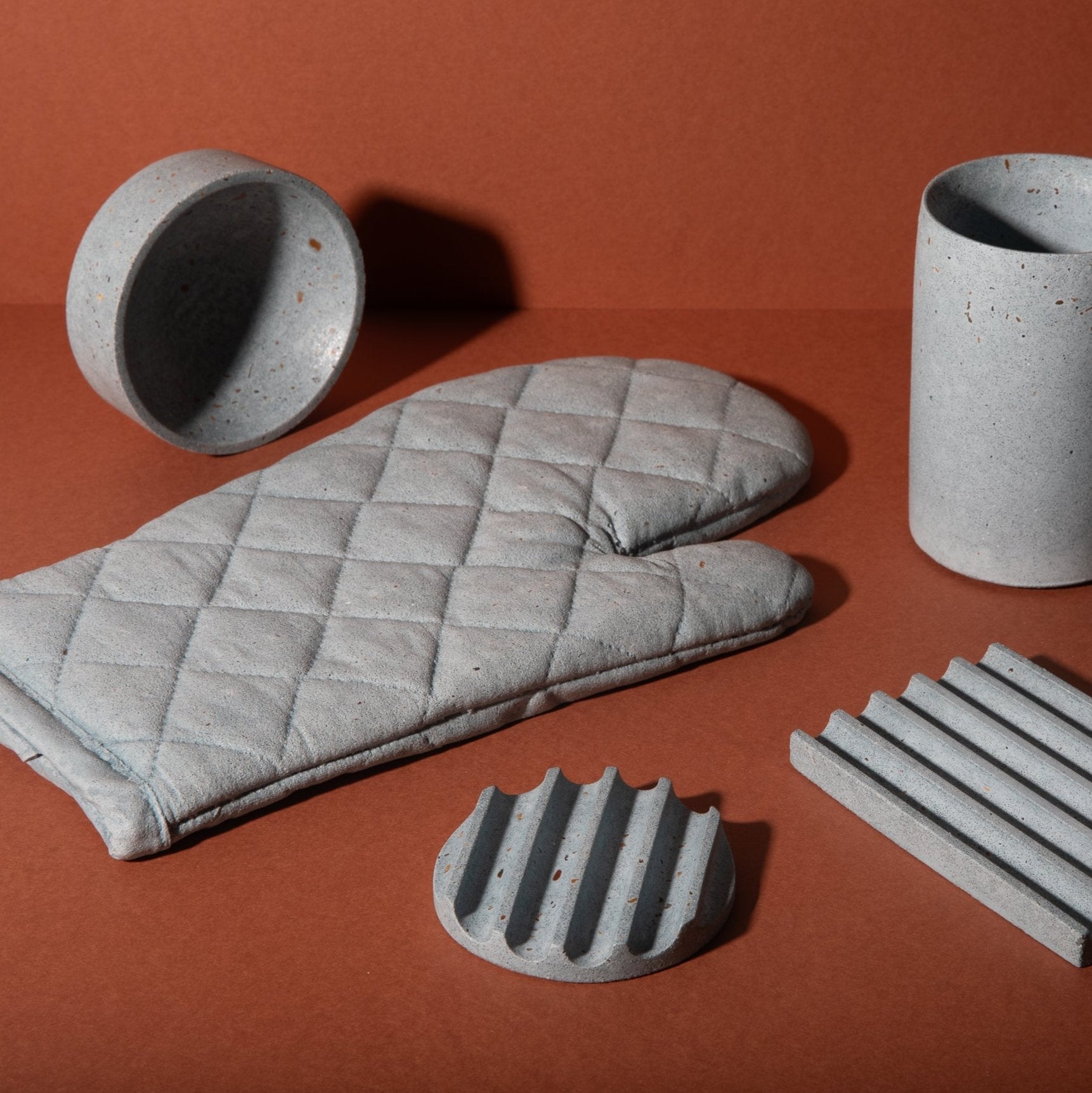 Pretti.Cool 4" Catch - All | Light Blue Terrazzo