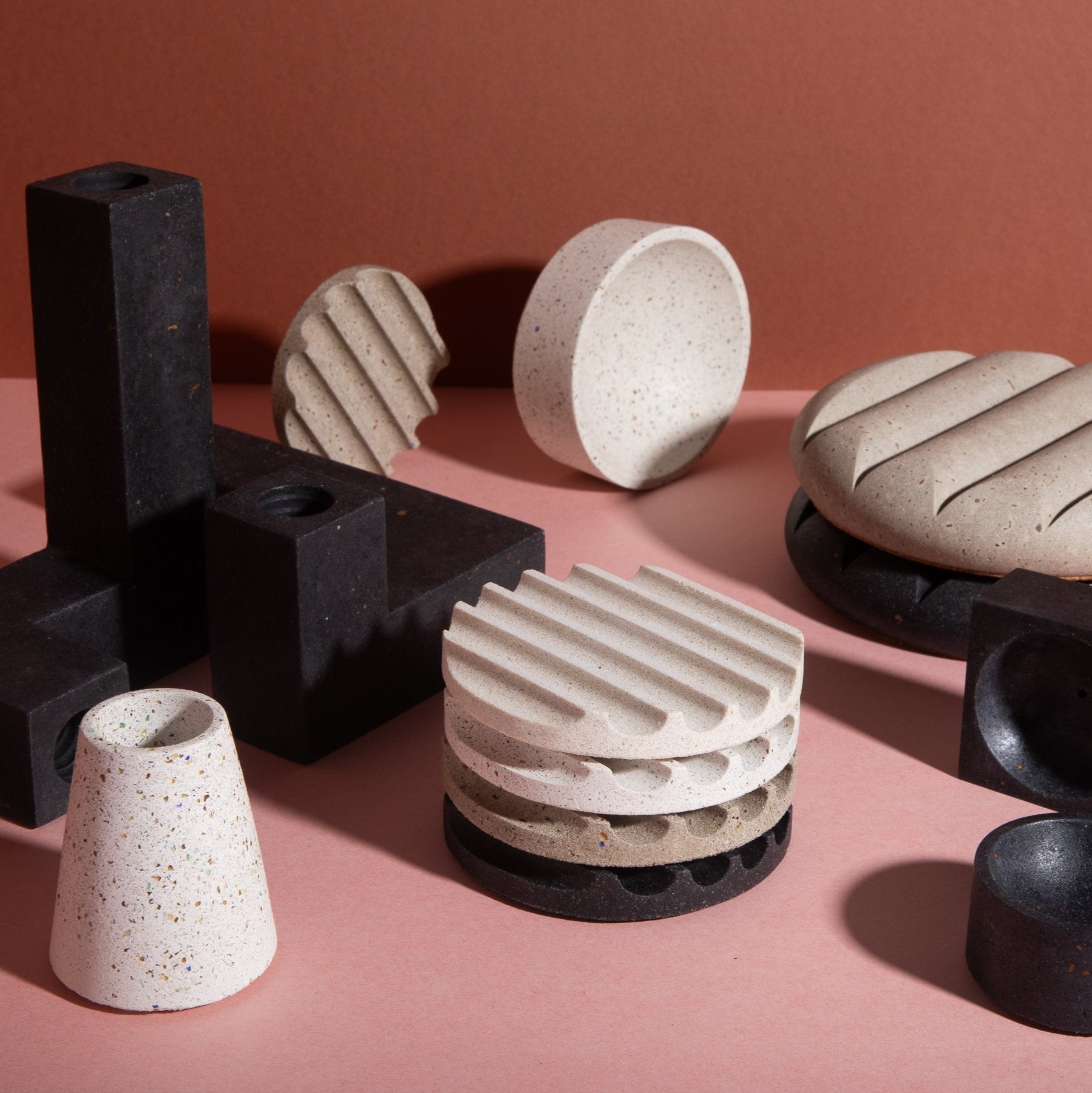 Pretti.Cool 4" Catch - All | White Terrazzo