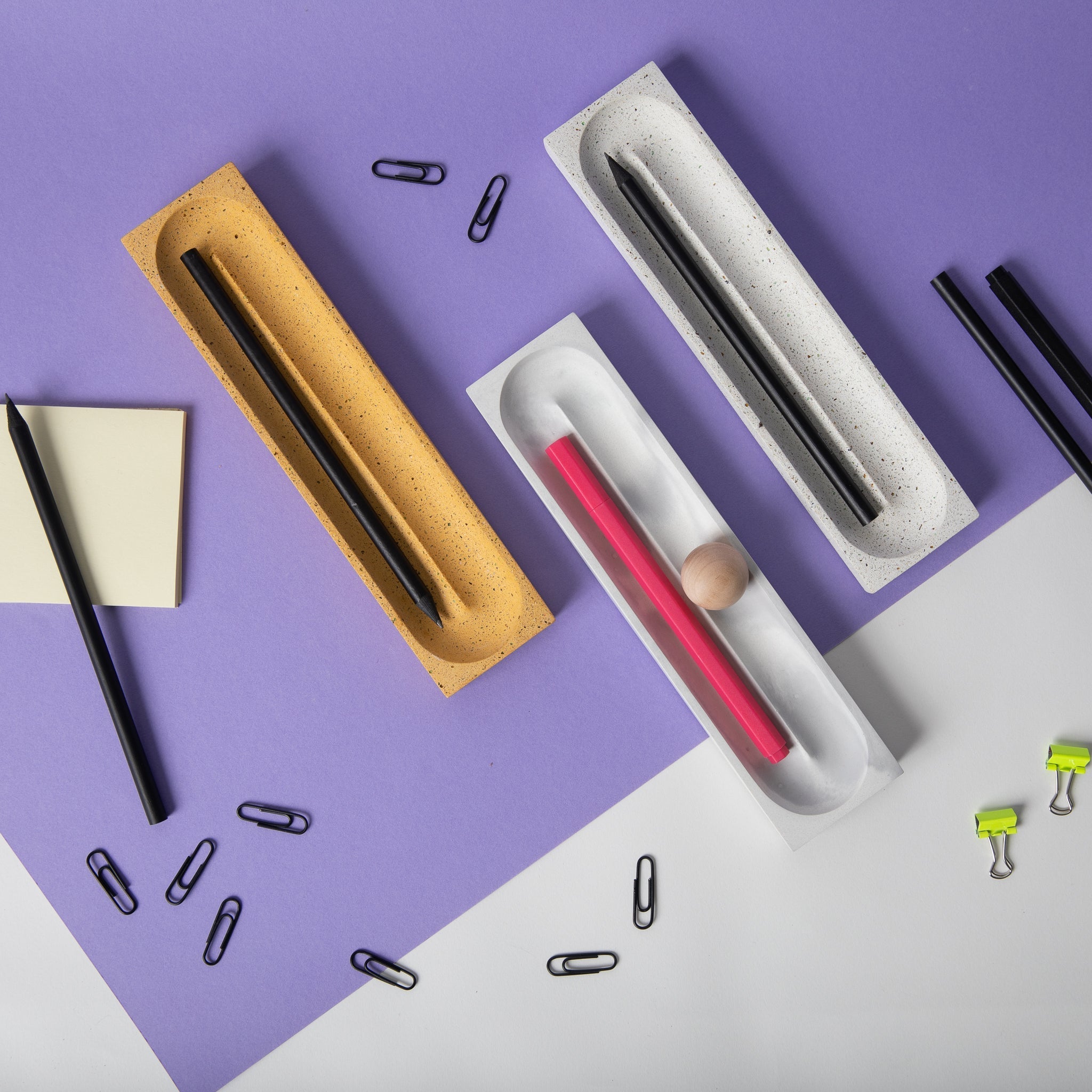 Pretti.Cool Pencil Tray | Grey & White