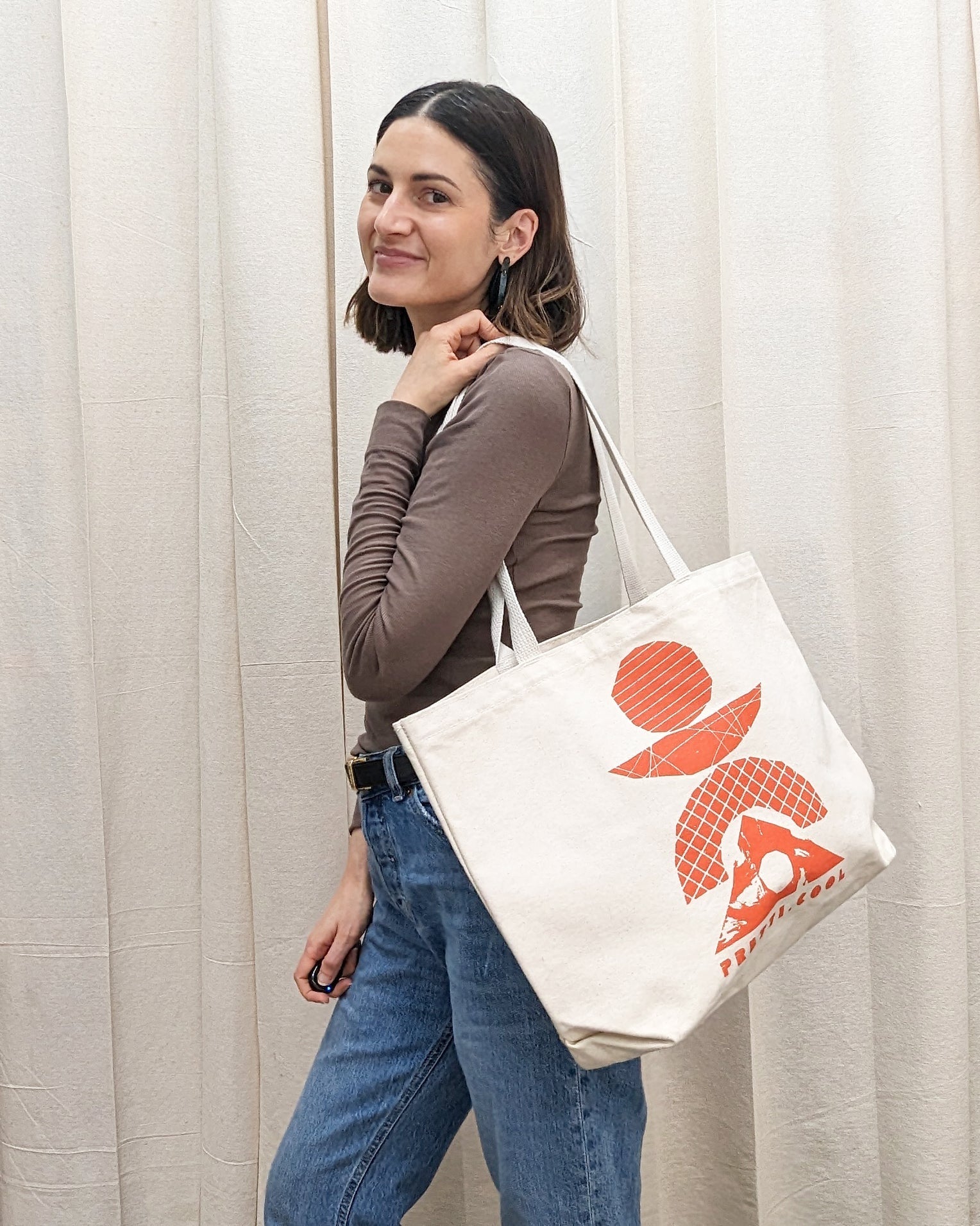 Pretti.Cool Pretti.Cool Tote