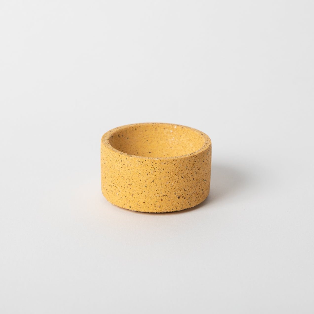 Pretti.Cool Round Incense Holder | Marigold Terrazzo