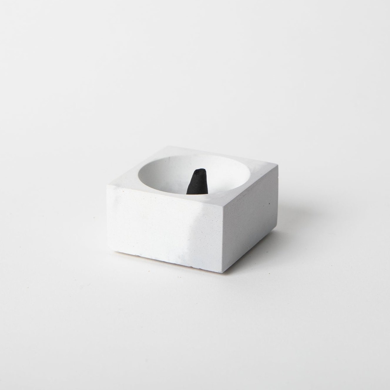 Pretti.Cool Square Incense Holder | Grey & White