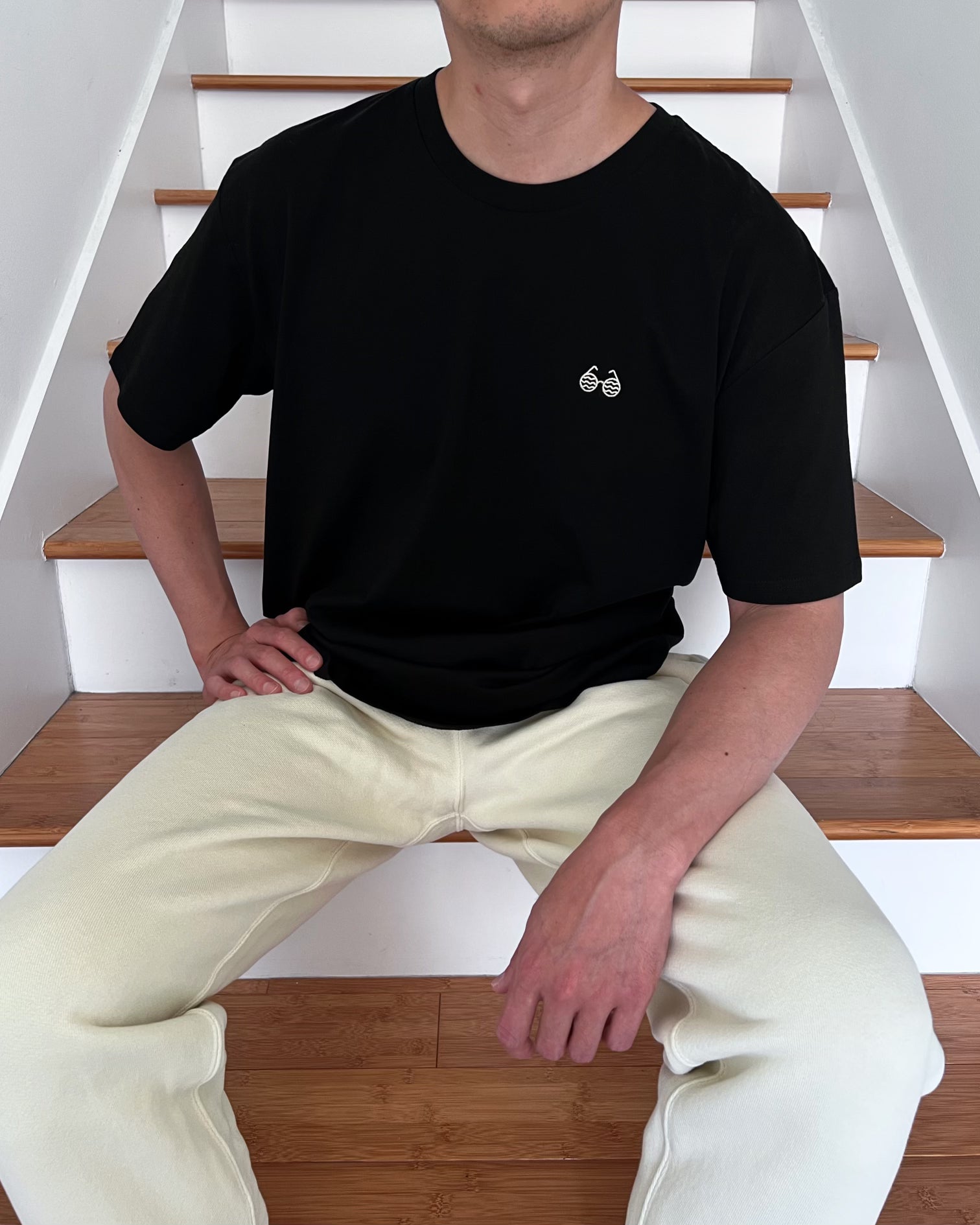 Pretti.Cool Sunnies Tee