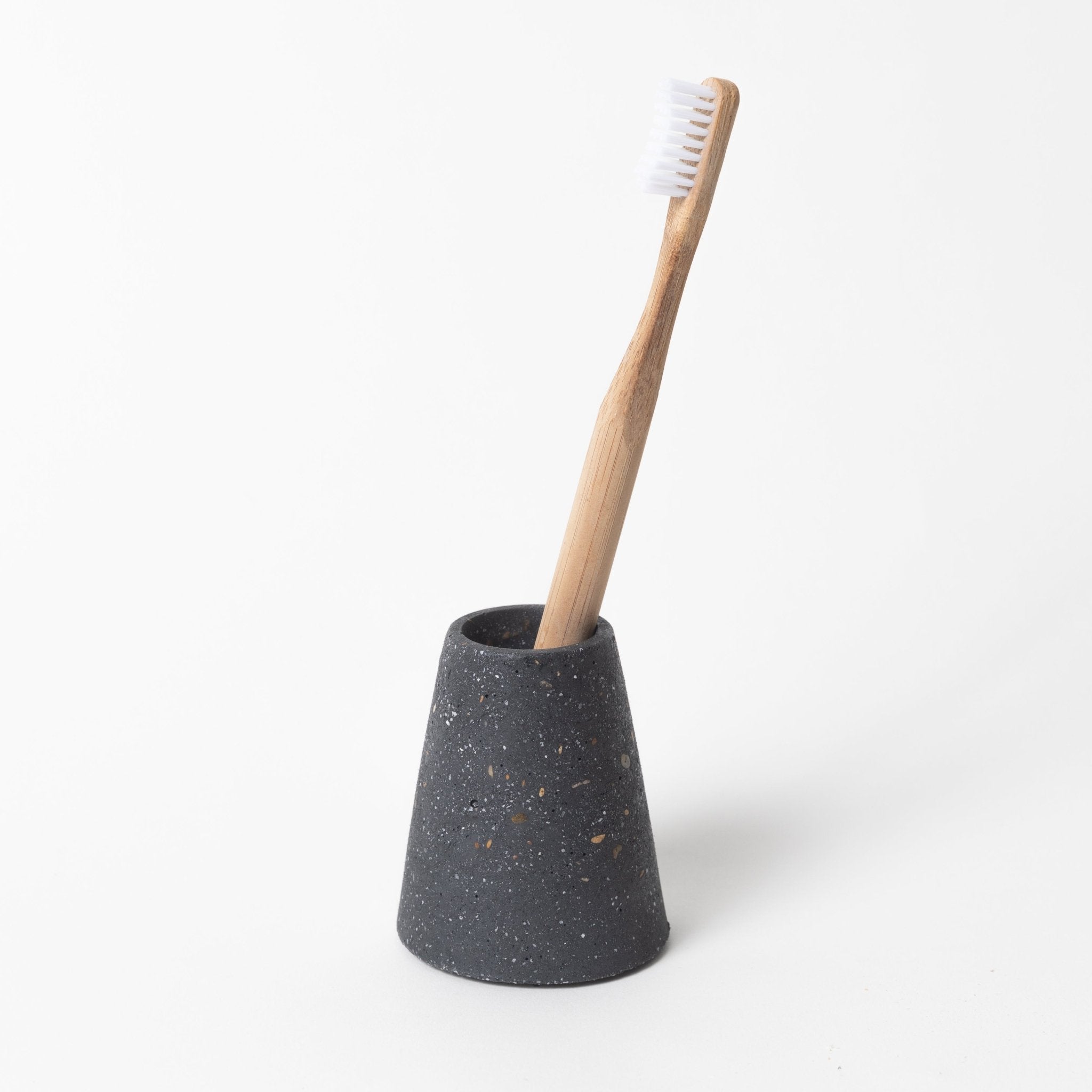 Pretti.Cool Toothbrush Holder | Black Terrazzo