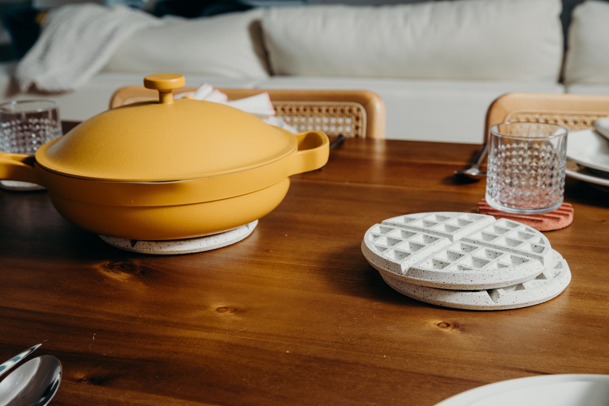 Pretti.Cool Waffle Trivet | White Terrazzo