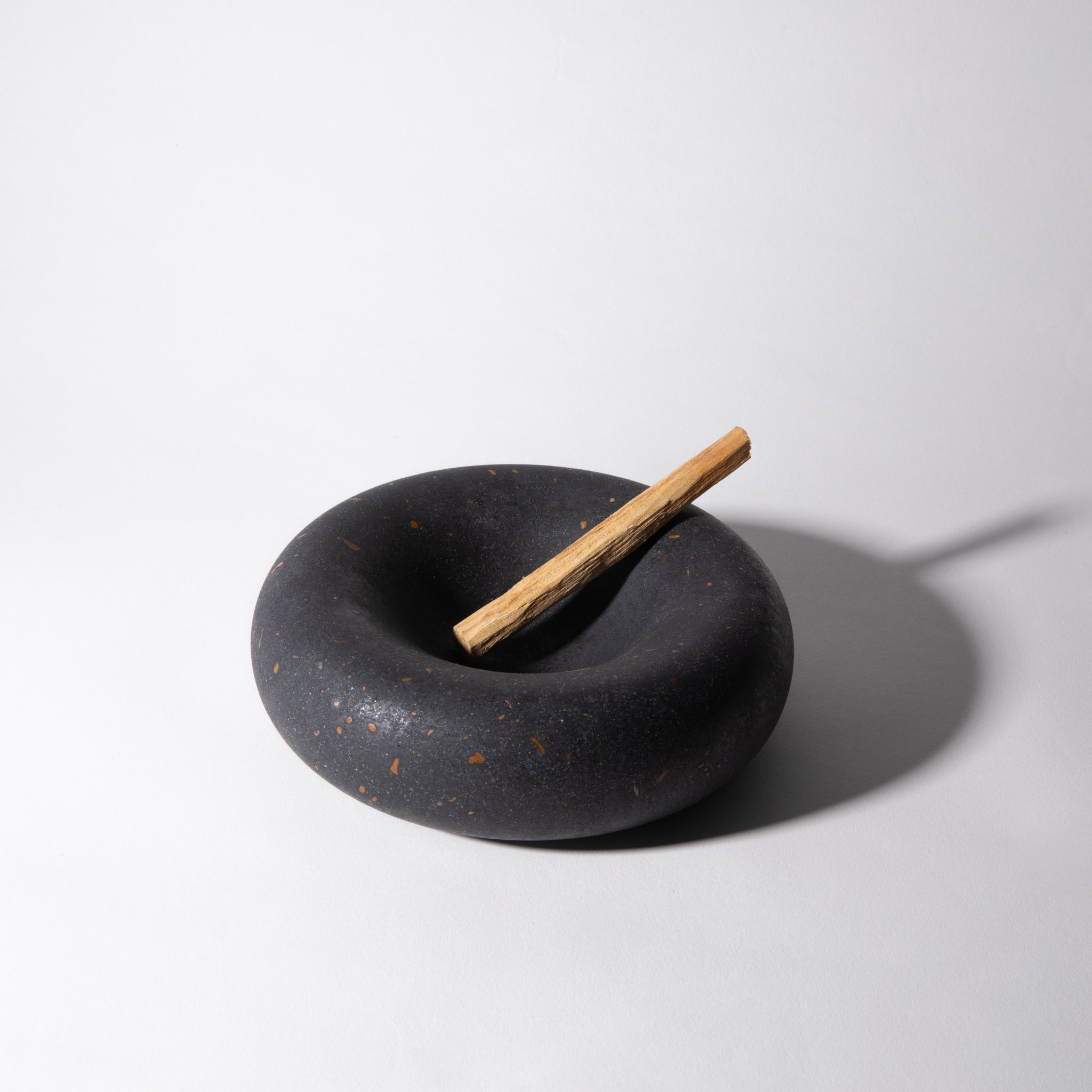 Pretti.Cool Bubble Catch All (Small) | Black Terrazzo