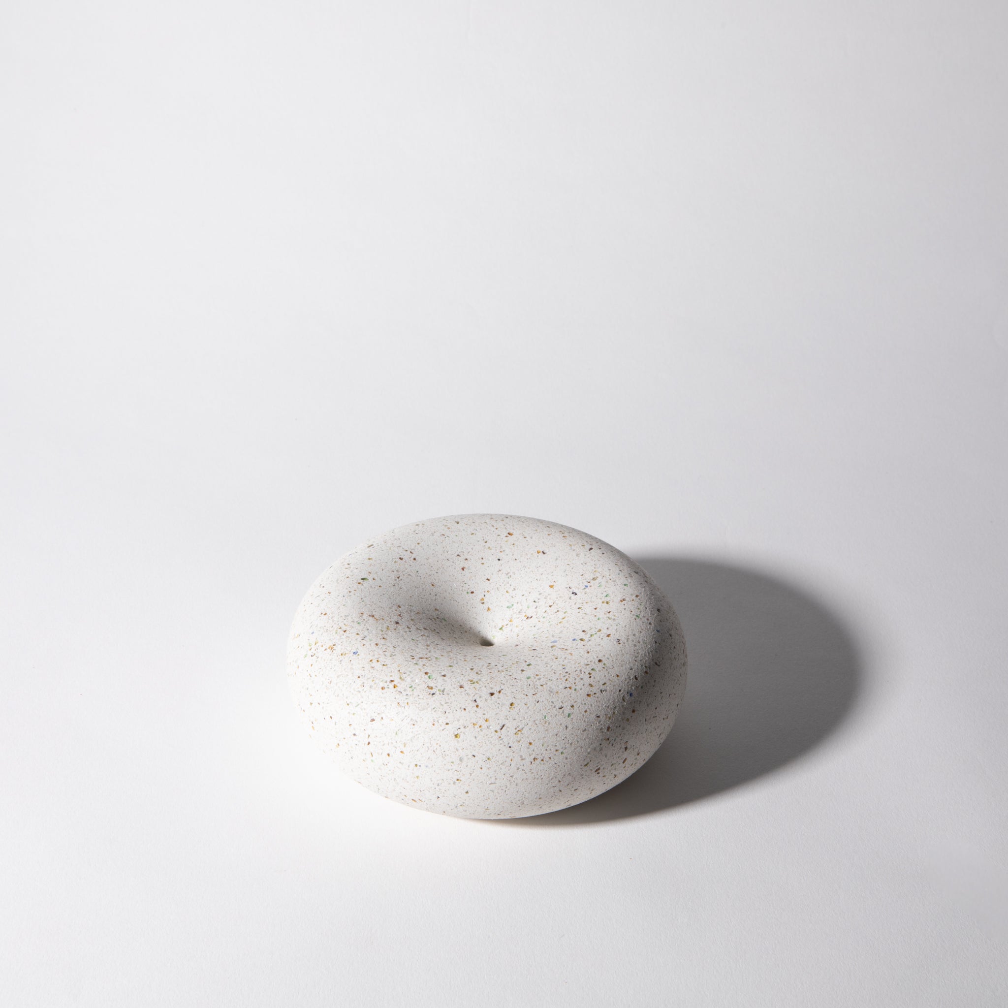 Pretti.Cool Bubble Incense Holder | White Terrazzo