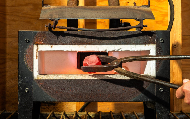 Copper heating in a Sertodo workshop furnace