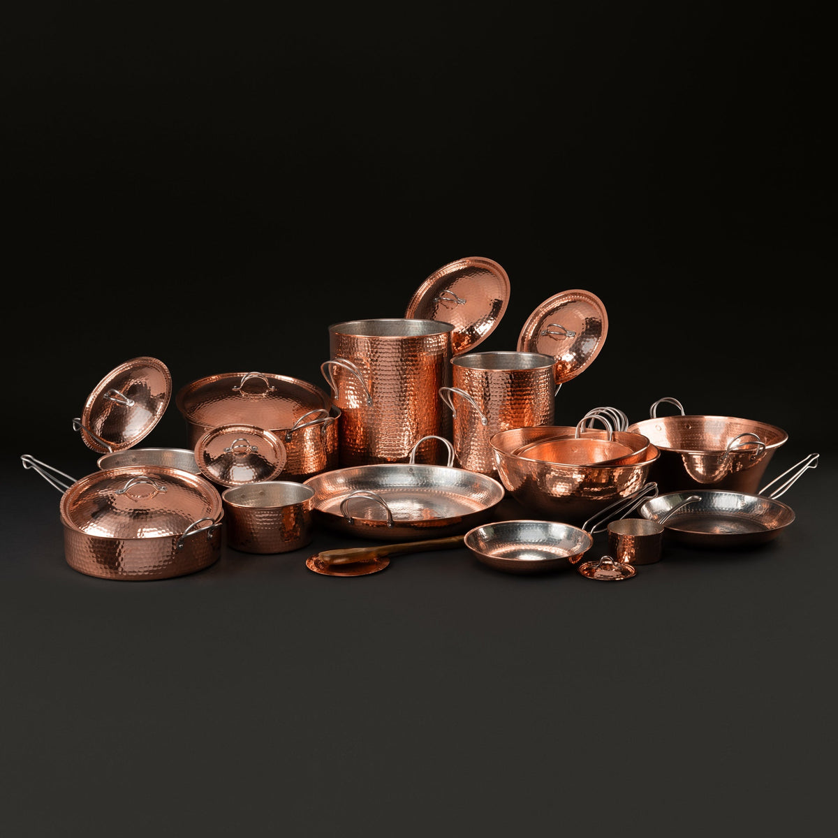 Sertodo Kingdom Copper Kitchen Caboodle cookware with lids open