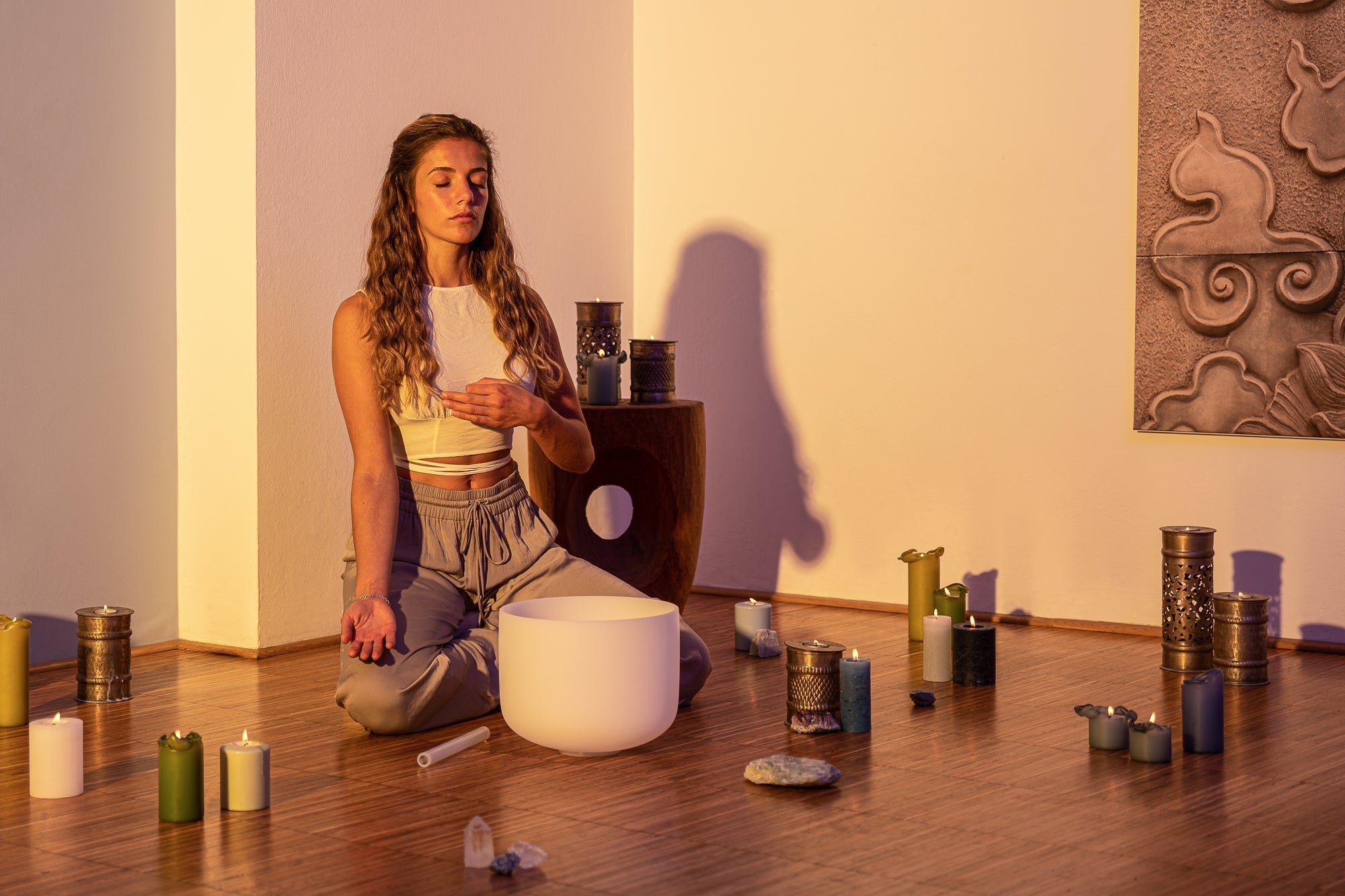 Sound Healing LAB 432 Hz Crystal Singing Bowl Chakra Set - 7 Pure White Quartz Bowls (8"–14")