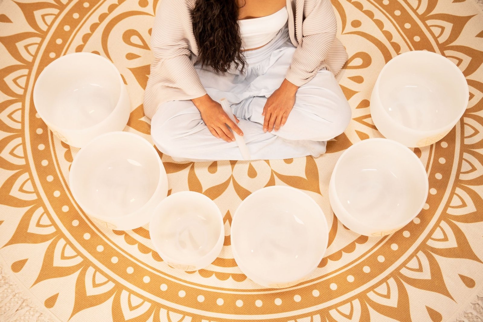 Sound Healing LAB Solfeggio Crystal Singing Bowl Set (396, 417, 528, 639, 741, 852 Hz)