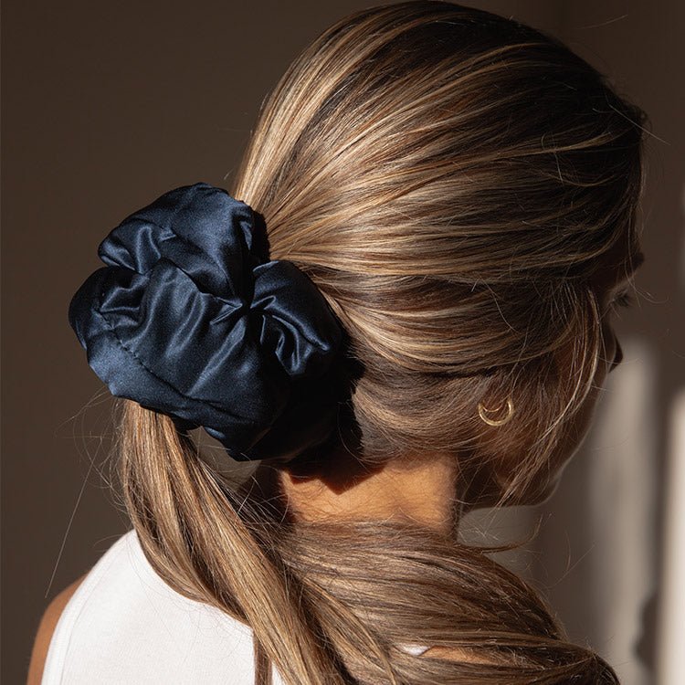 USA - DrowsyB2B Pillow Scrunchie - Midnight Blue